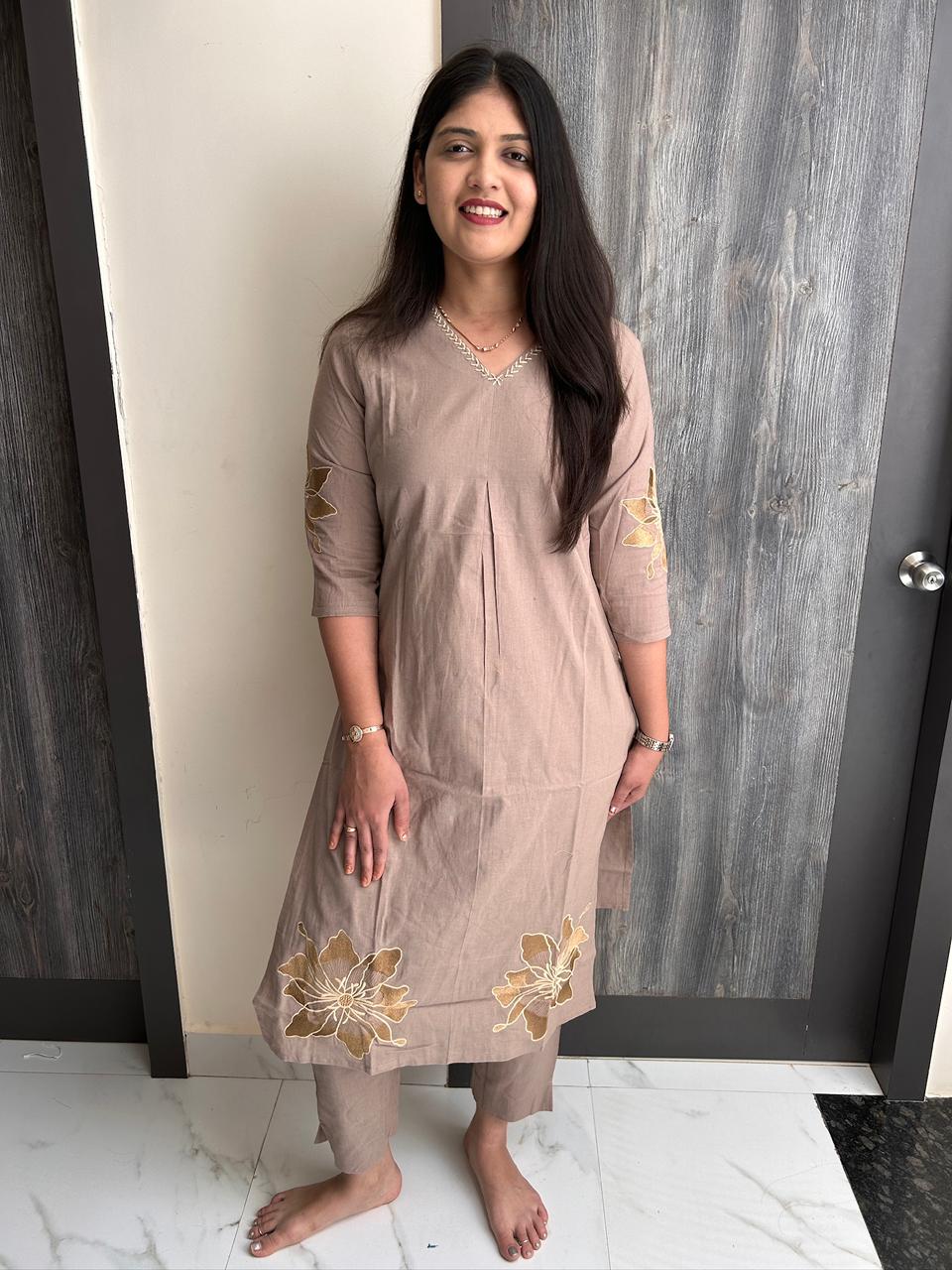 effortless kurti (cream)
