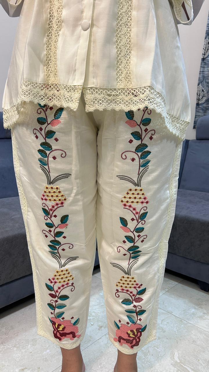Ivory Cotton-Linen Co-Ord Set with Vibrant Floral AppliquE