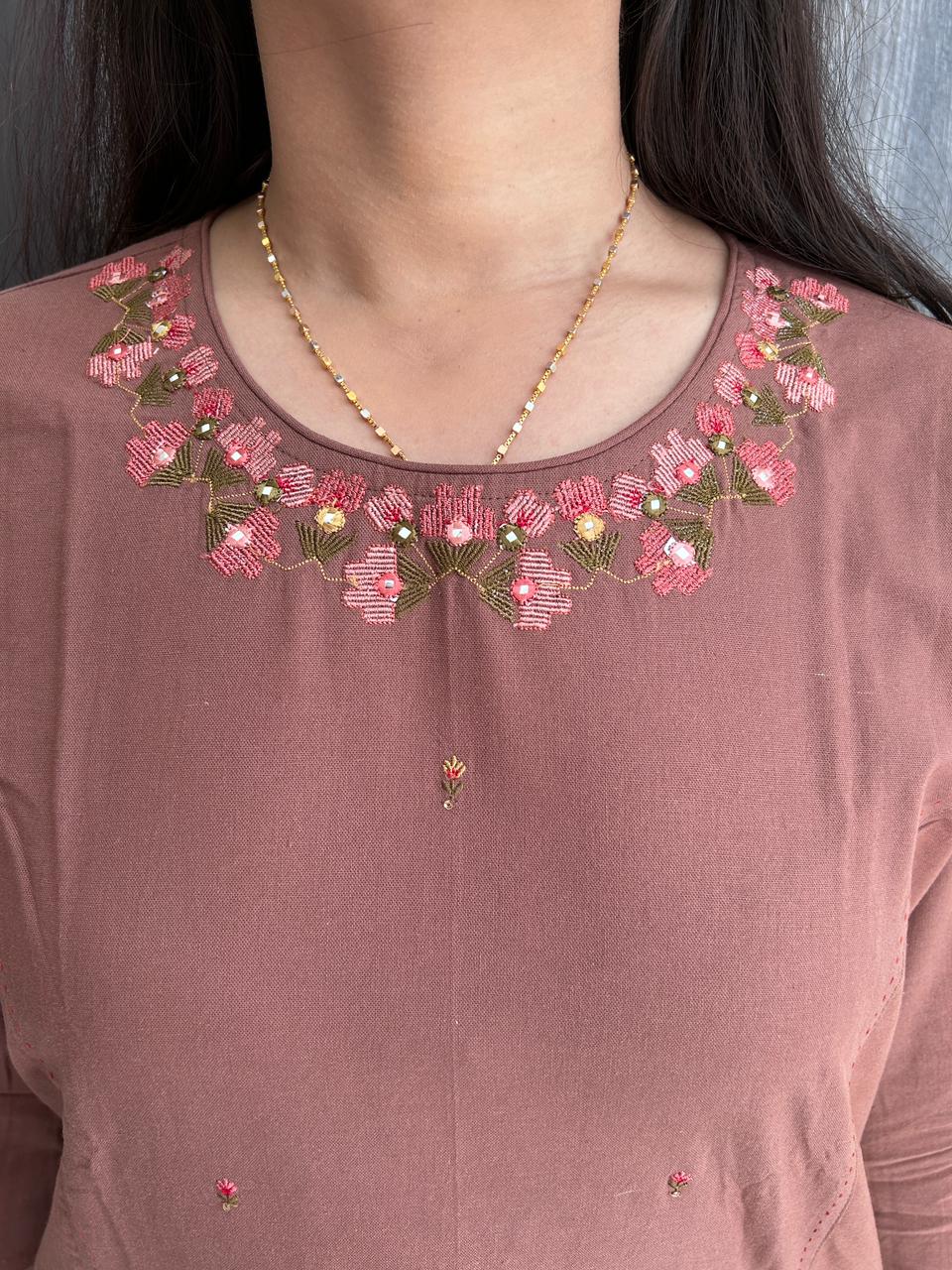 Earthy Rose Embroidered Pocket Set