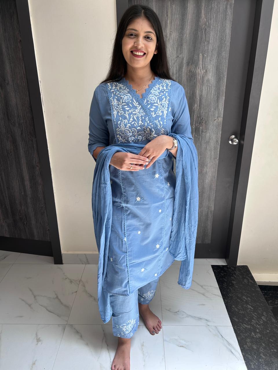 Pastel Blue V-Neck Floral Threadwork Kurta Set with Lace Detailing